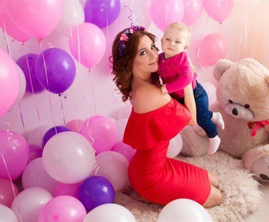 Fotosessiya semeynaya фотосессия с шариками в поле